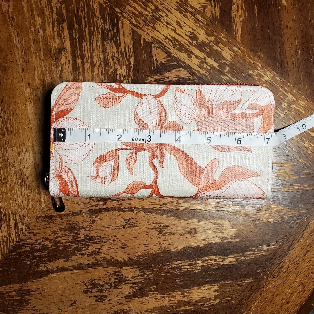Faux Embroidered Floral Wallet - Picture 7 of 10